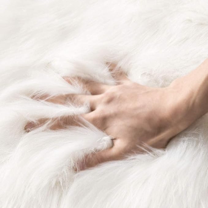 MIULEE Luxury Super Soft Fluffy Area Rug Faux Fur Sheepskin Rug Decorative - Image 2