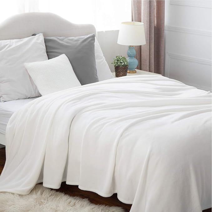 Bedsure GentleSoft Fleece Blankets King Size White - Image 2