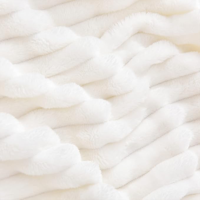 BEDELITE Fleece Blanket Queen Size – 3D Ribbed Jacquard Soft and Warm - Image 6