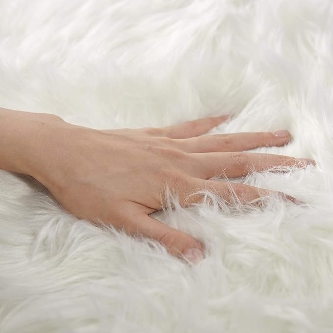 SERISSA 2x6 Fluffy White Faux Fur Area Rug - Image 4