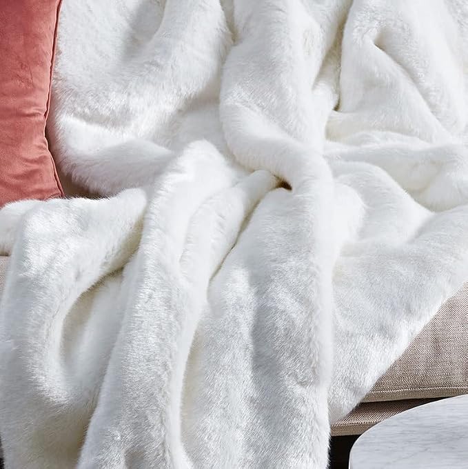 ORINOVA White Faux Rabbit Shaggy Fur Rug 4x6 Area Rugs - Image 4