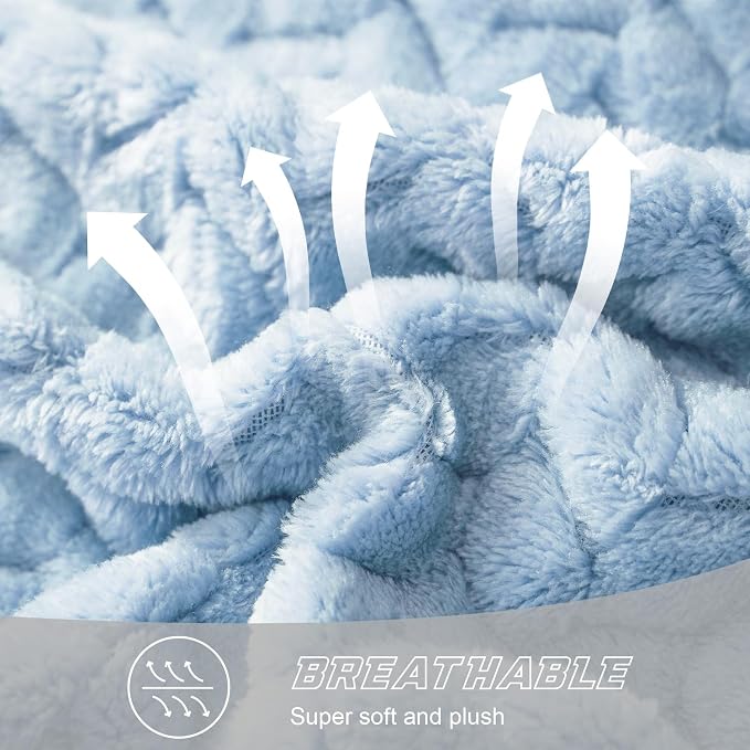 Exclusivo Mezcla Light Blue Fleece King Size Blanket - Image 6