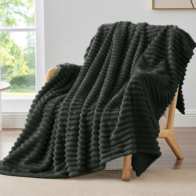 BEDELITE Twin Blanket for Couch & Bed, 300GSM Soft & Warm Fleece Blanket by BEDELITE