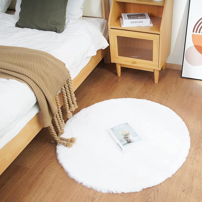 Ghouse Faux Rabbit Fur Round Rug 3ft White Round Rugs - Image 2