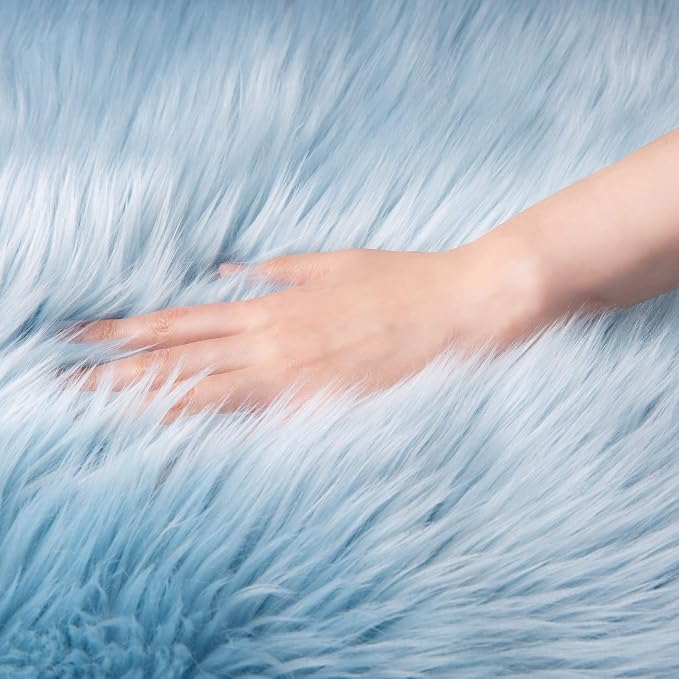 Ashler faux fur rug, Fluffy Shaggy Area Rug Ultra Soft 2 x 3 Feet Sheepskin Fur - Image 4