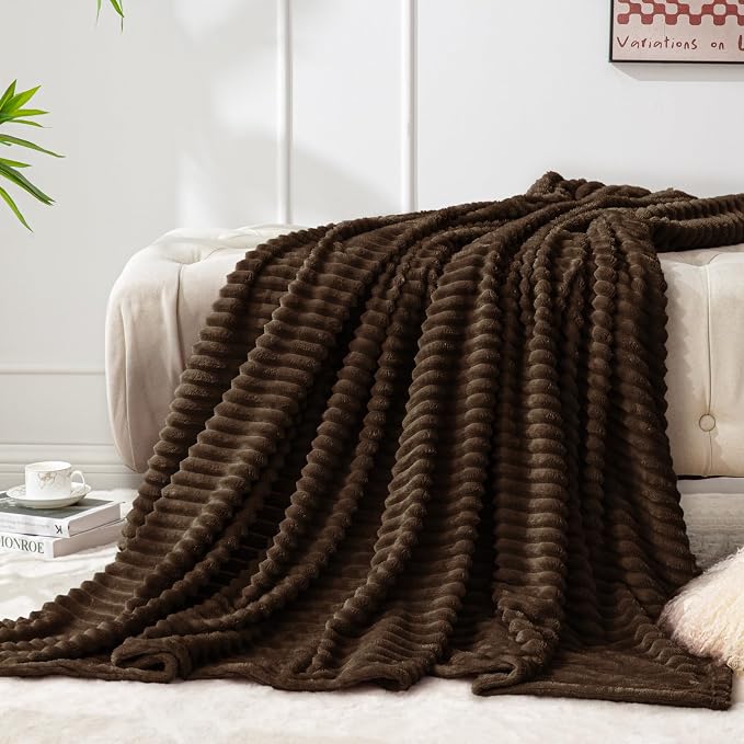 BEDELITE Fleece Blanket Twin Size – 3D Ribbed Jacquard Soft and Warm Decorative - Image 2