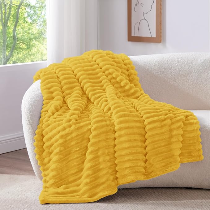 BEDELITE Twin Blanket for Couch & Bed, 300GSM Soft & Warm Fleece Blanket - Image 2