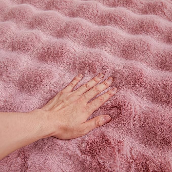 Pink Rabbit Plush Rug 2'x3', Fluffy Faux Fur Shaggy Area Rug - Image 6