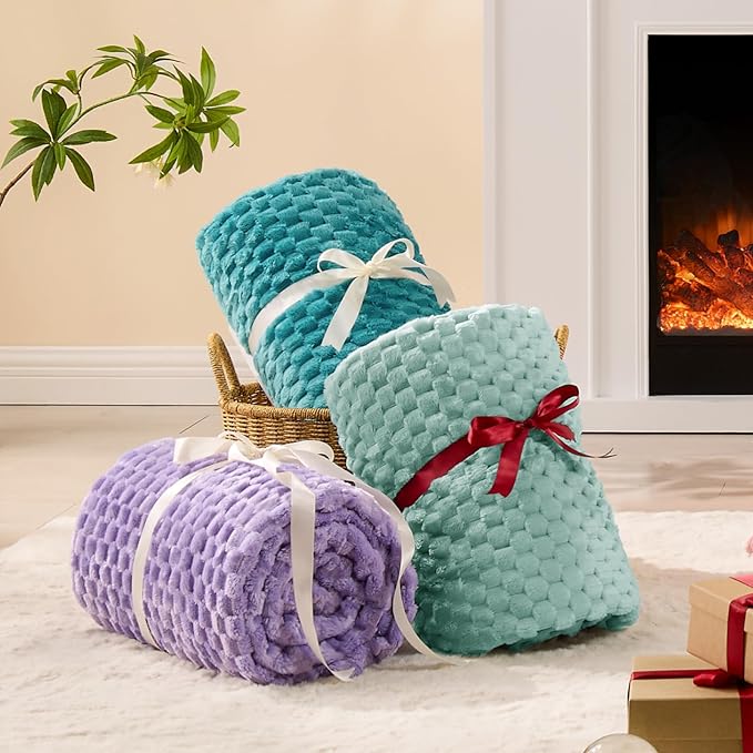 BEDELITE Fleece Throw - Image 5
