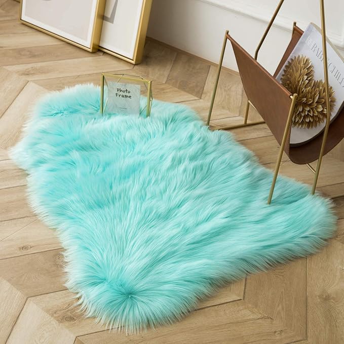 Ashler faux fur rug, Fluffy Shaggy Area Rug Ultra Soft 2 x 3 Feet Sheepskin Fur - Image 3