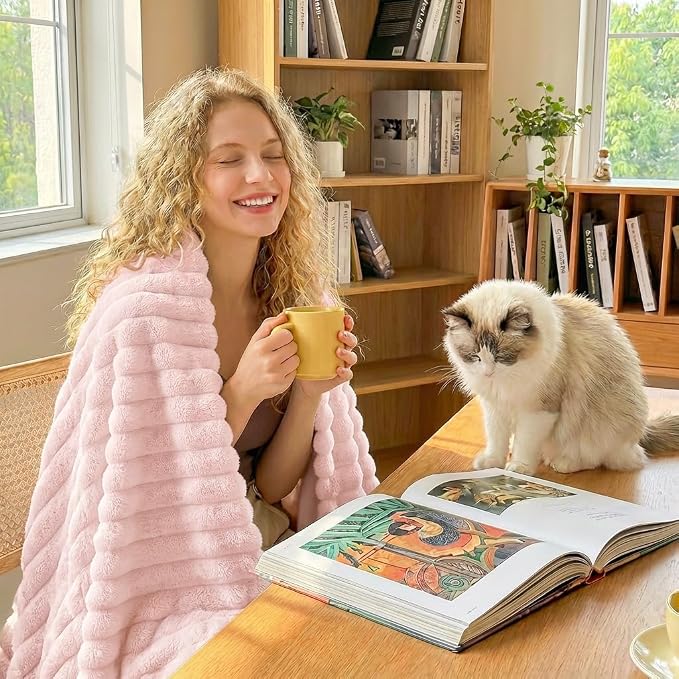 HIMEET Pink Ribbed Twin Blanket - Image 5