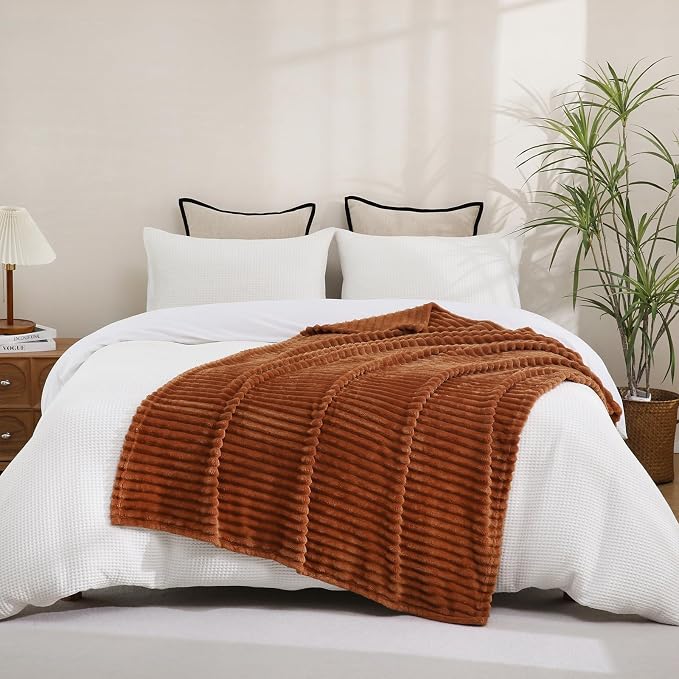 Burnt Orange Fleece Throw Blanket 60”×80” - Image 4