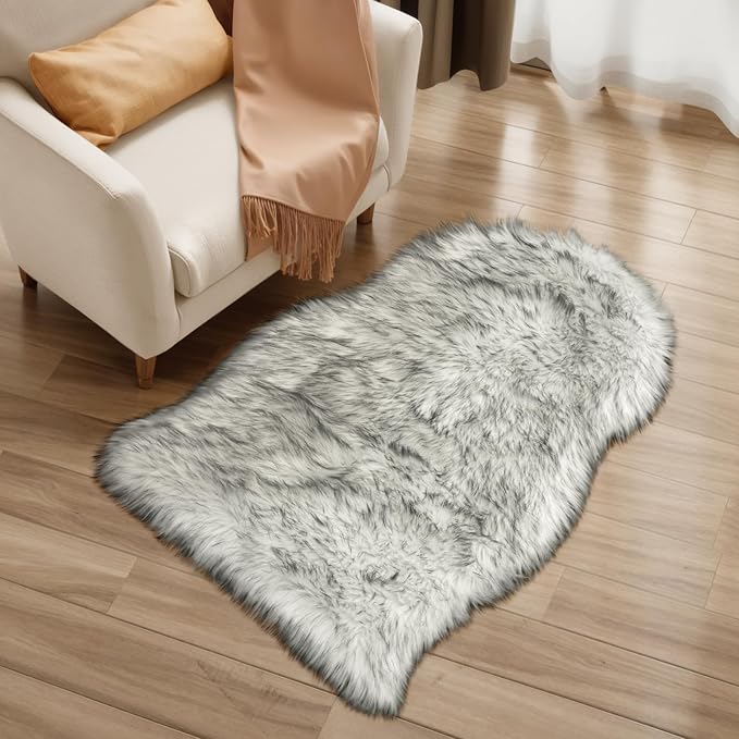 Ciicool Faux Sheepskin Rugs Soft Faux Fur Rug White Gradient Sliver Black - Image 3