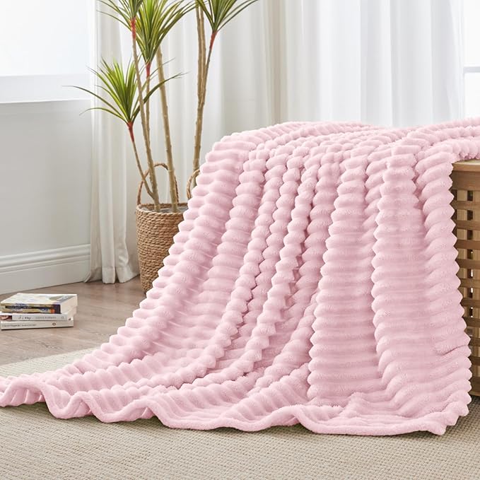 BEDELITE Fleece Throw Blanket for Couch - Image 7