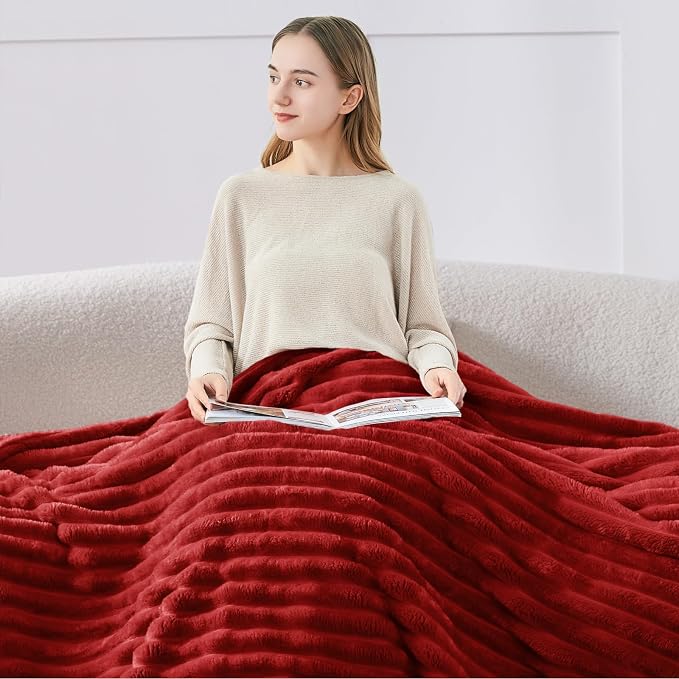 BEDELITE Twin Blanket for Couch & Bed, 300GSM Soft & Warm Fleece Blanket - Image 3
