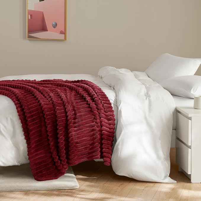 HIMEET Deep Red Ribbed Throw Blanket - Image 6