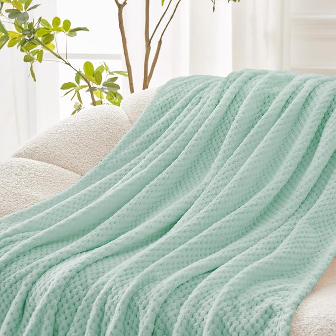 Exclusivo Mezcla Fleece Throw Blanket Extra Large, Super Soft and Warm Blankets - Image 6