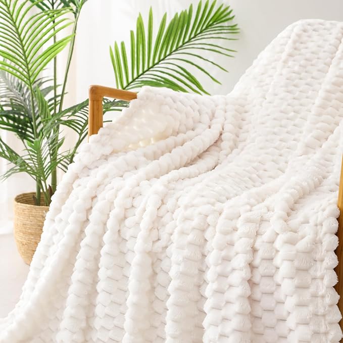 Exclusivo Mezcla Fleece Queen Blanket - Image 5