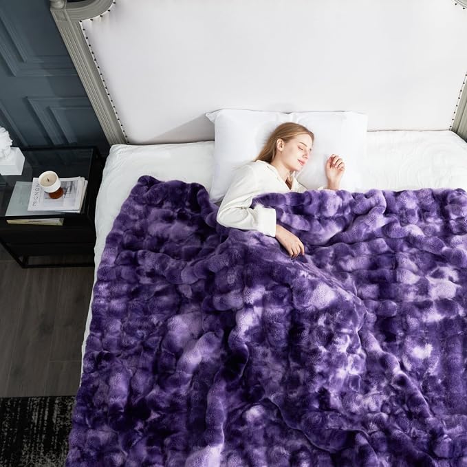 Cozy Bliss Faux Fur Throw Blanket by CozyBliss