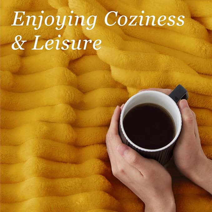 BEDELITE Twin Blanket for Couch & Bed, 300GSM Soft & Warm Fleece Blanket - Image 5