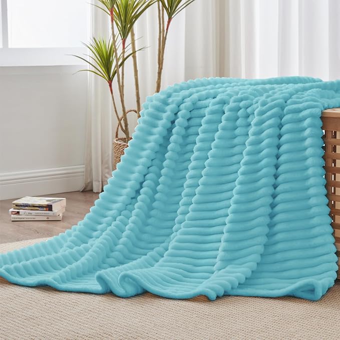BEDELITE Twin Blanket for Couch & Bed, 300GSM Soft & Warm Fleece Blanket - Image 3