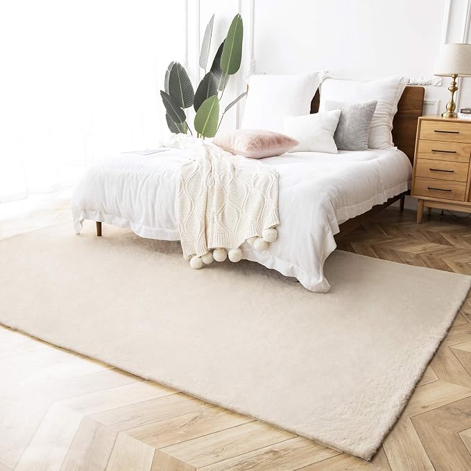Ashler Faux Fur Rug, Ultra Soft Faux Rabbit Fur, 6 x 9 Feet Rectangle, Machine - Image 4