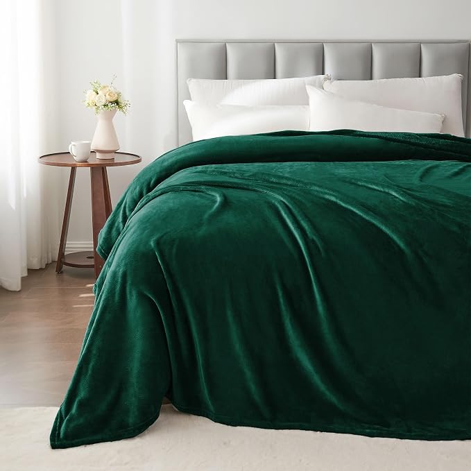 BEDELITE Fleece Blankets Queen Size Forest Green Throw Blankets - Image 6
