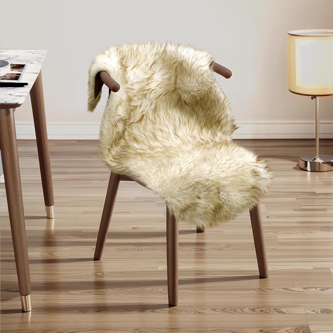 Ciicool Faux Sheepskin Rugs Soft Faux Fur Rug White Gradient Dark Green Fluffy - Image 2