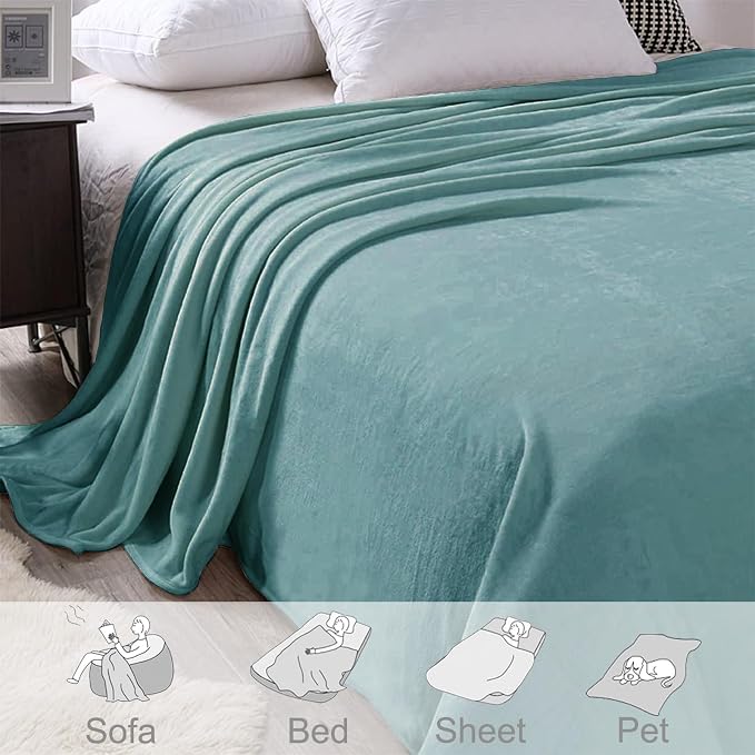 Exclusivo Mezcla Fleece Celadon Throw Blanket - Image 4