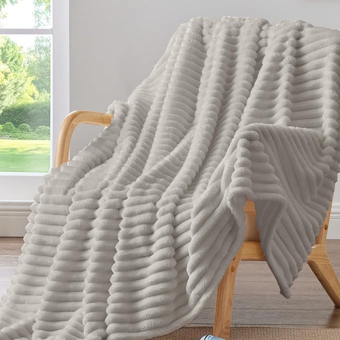BEDELITE Fleece Throw Blanket for Couch by BEDELITE