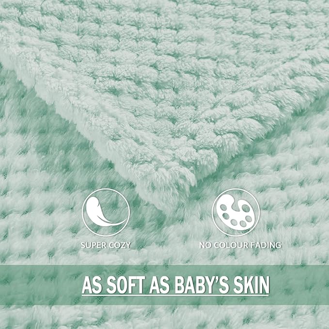 Exclusivo Mezcla Fleece Bed Blanket Twin Size, Super Soft and Warm Blankets - Image 8
