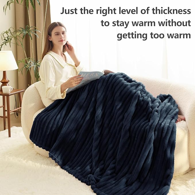 HIMEET Navy Blue Ribbed Twin Blanket - Image 3