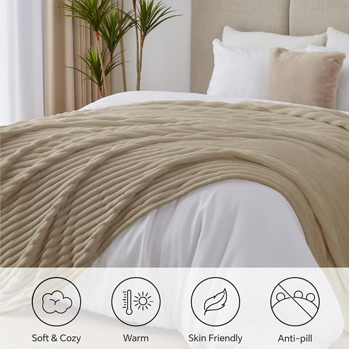 BEDELITE Blankets Queen Size for Bed, 300GSM Soft & Warm Fleece Blanket - Image 3