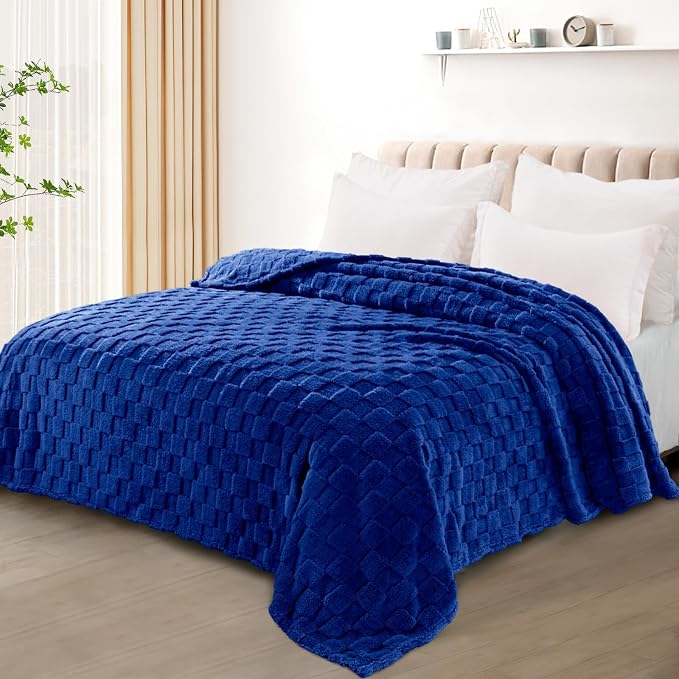 Exclusivo Mezcla King Size Flannel Fleece Blanket, Super Soft and Warm - Image 2