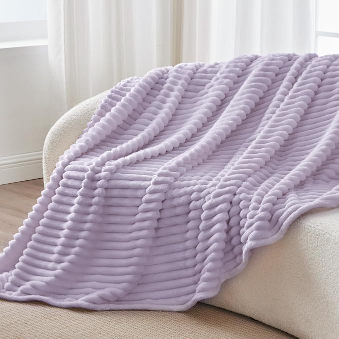 BEDELITE Twin Blanket for Couch & Bed, 300GSM Soft & Warm Fleece Blanket - Image 7