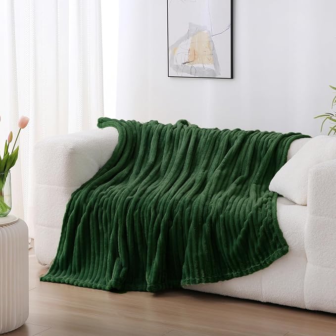 Green Fleece Throw Blanket 50”×60” - Image 2