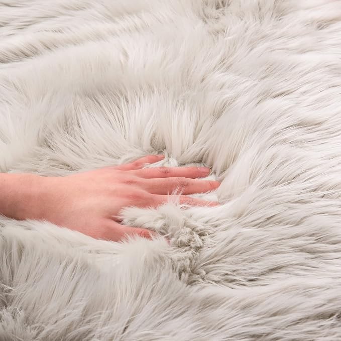 EasyJoy Ultra Soft Fluffy Shaggy Area Rug Faux Fur Rug Chair Cover Seat Pad - Image 7