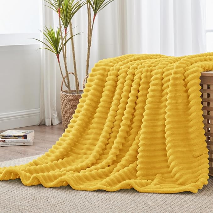 BEDELITE Twin Blanket for Couch & Bed, 300GSM Soft & Warm Fleece Blanket - Image 7