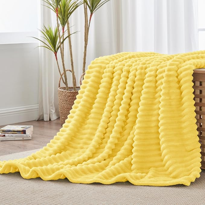 BEDELITE Fleece Throw Blanket for Couch - Image 8
