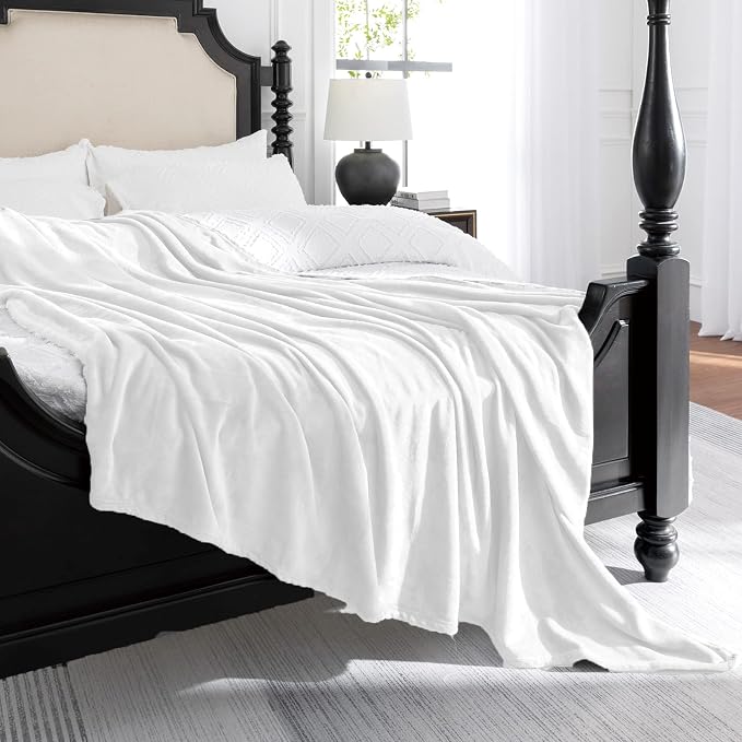 JIAHANNHA Fleece Blanket White Throw Blankets - Image 3