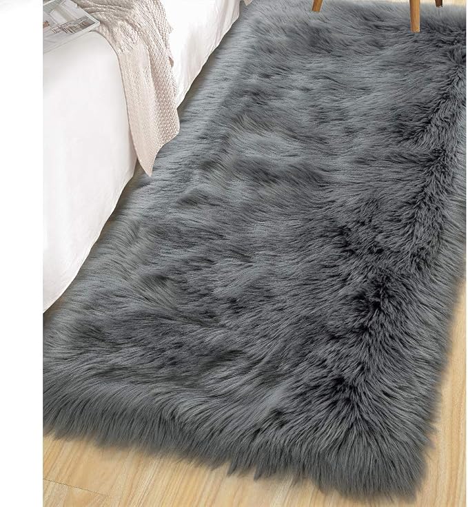 LOCHAS Soft Fluffy Faux Fur Rugs by LOCHAS