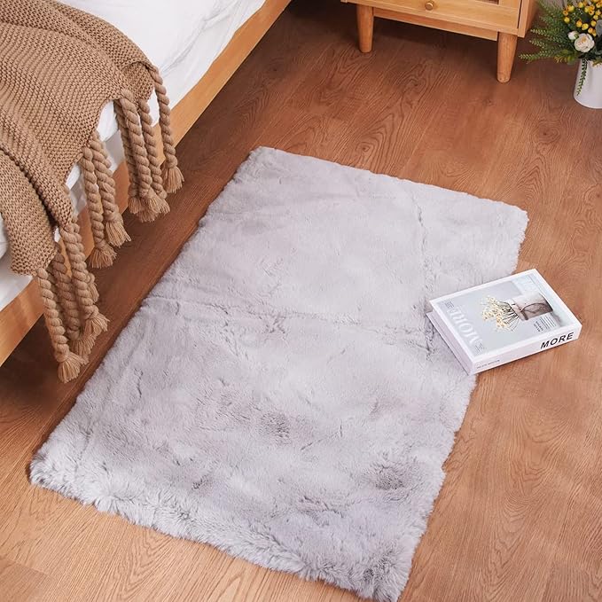 Ghouse Ultra Soft Faux Rabbit Fur Rug 2x3, Machine Washable Area Rugs by Ghouse