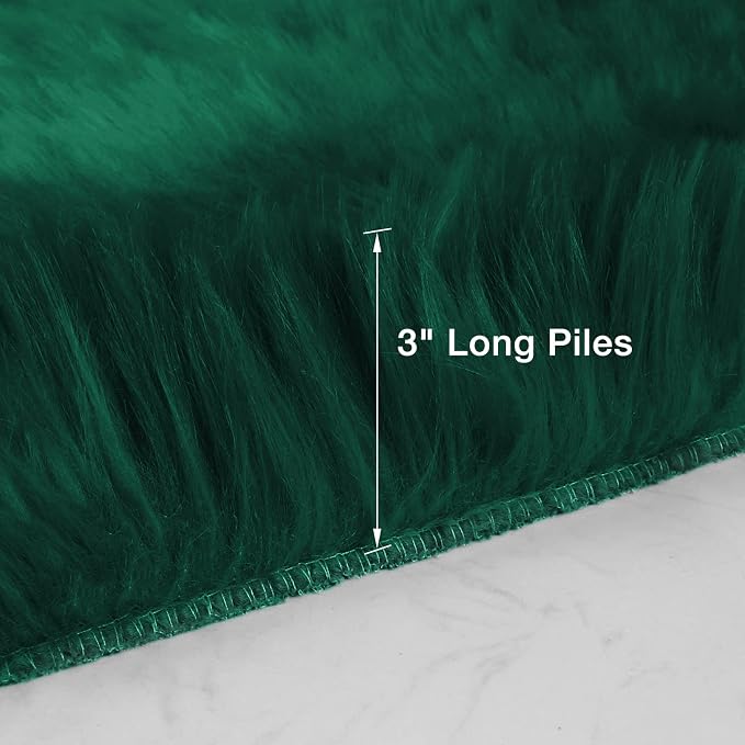 duduta Emerald Green Faux Fur Rug 3x5 ft, Fluffy Shag Rectangular Sheepskin Rug - Image 2