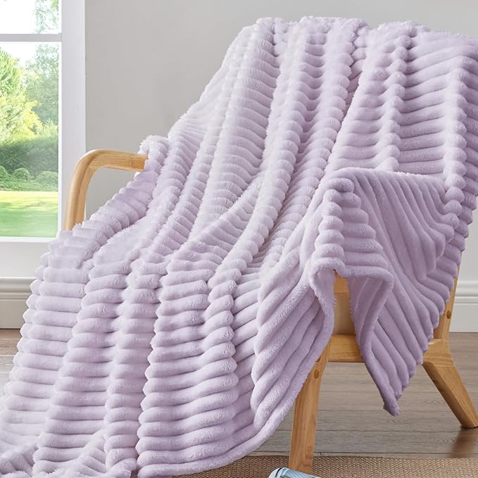 BEDELITE Twin Blanket for Couch & Bed, 300GSM Soft & Warm Fleece Blanket - Image 5