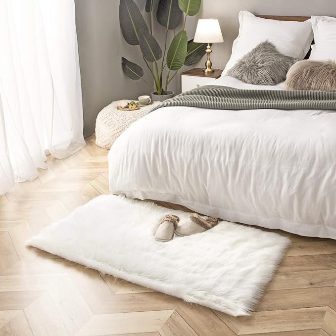 Ashler Faux Fur Rug - Image 5