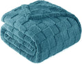 Exclusivo Mezcla Twin Size Flannel Fleece Blanket, Super Soft and Warm by ExclusivoMezcla