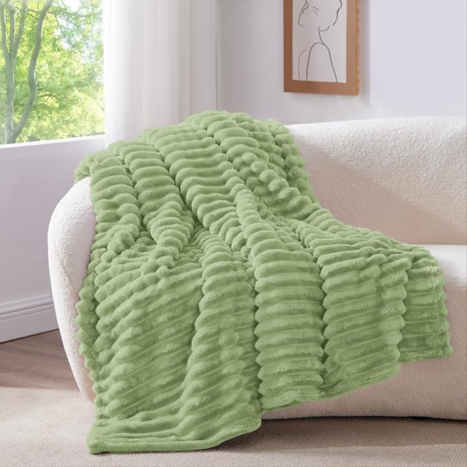 BEDELITE Fleece Throw Blanket for Couch - Image 2