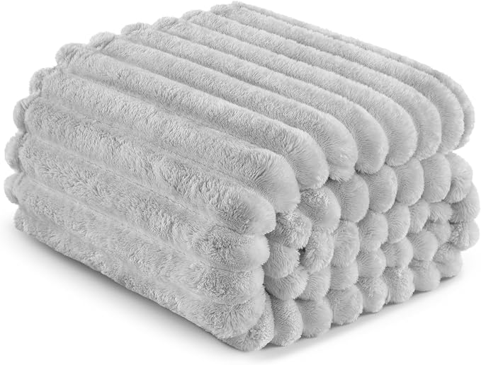 Exclusivo Mezcla California King Size Flannel Fleece Blanket, Super Soft - Image 7