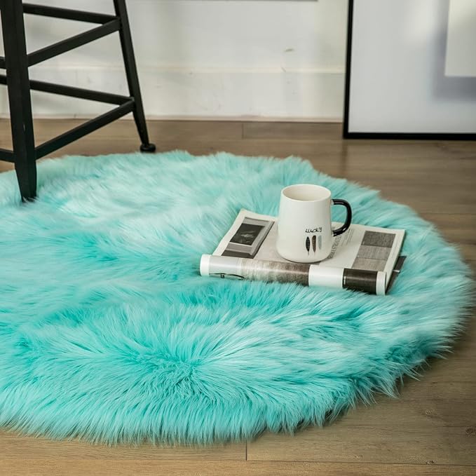 Ashler faux fur rug, Fluffy Shaggy Area Rug Ultra Soft 3 x 3 Feet Round Fur Rug - Image 3