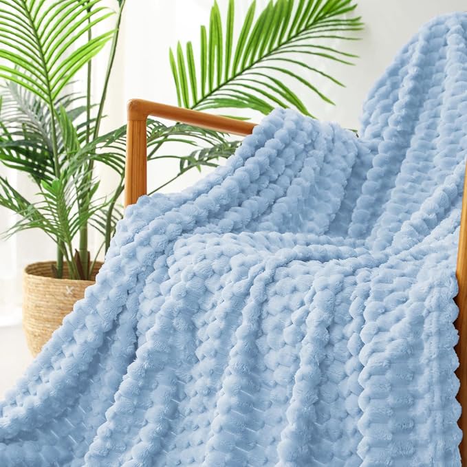 Exclusivo Mezcla Fleece Queen Blanket - Image 5